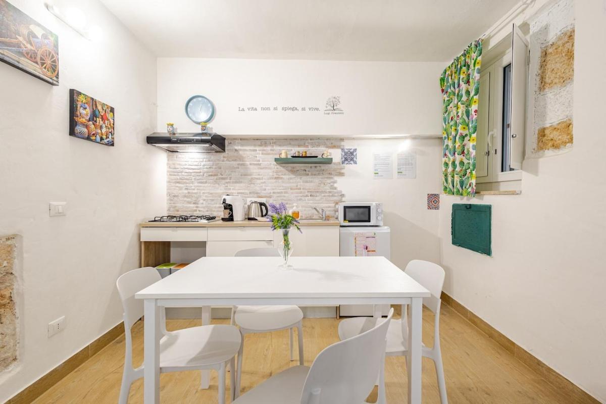 Talia Capo Massimo Apartment Palermo Exterior photo